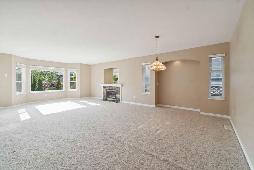 listing image 1109465333326586025