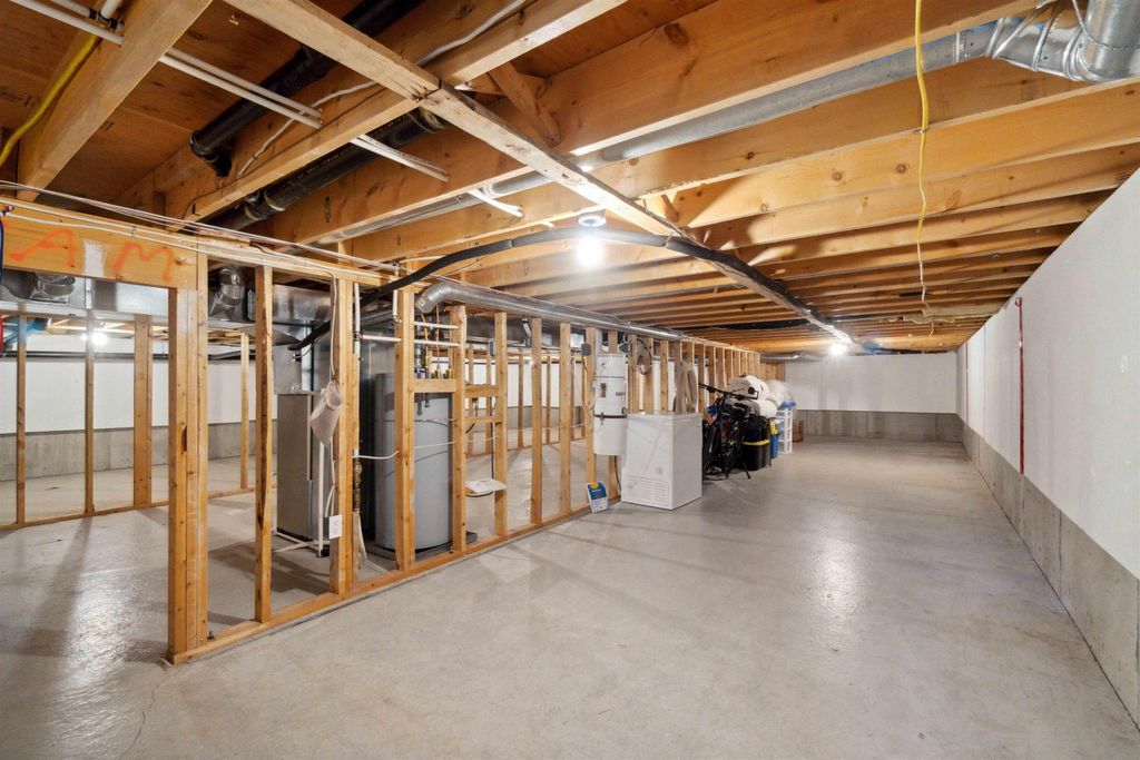 listing image 1108898130842153995