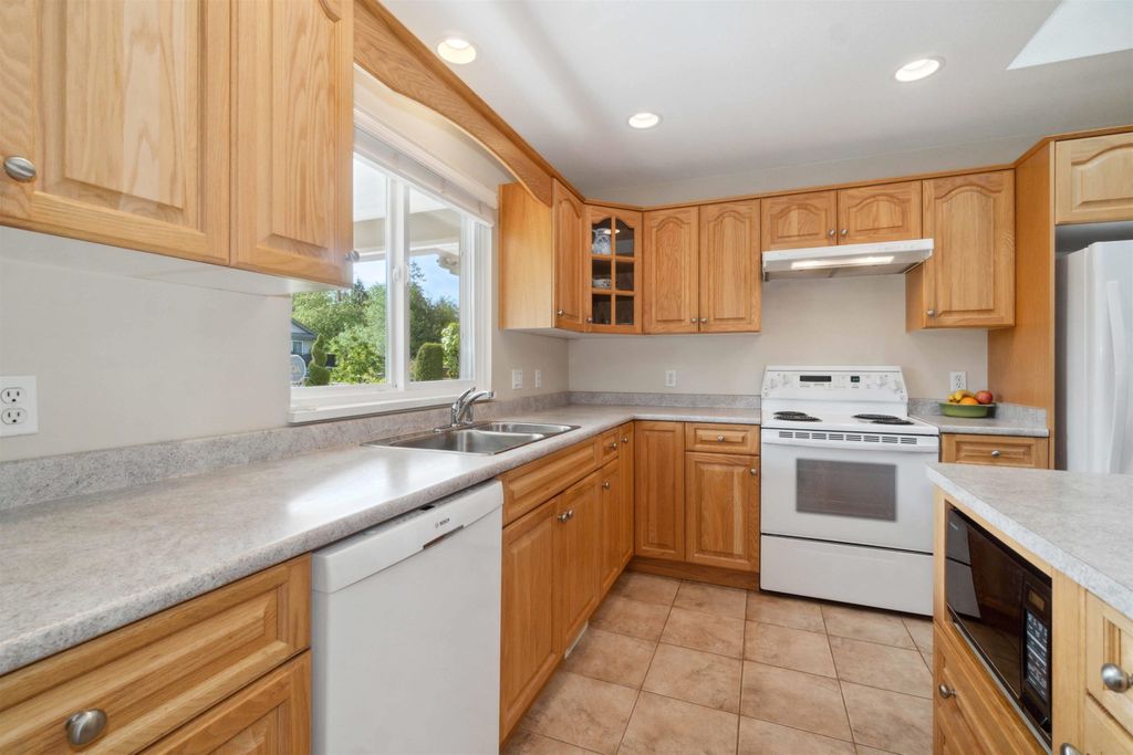 listing image 1101935471267044007