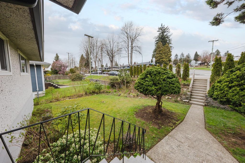 listing image 1107914053462195368