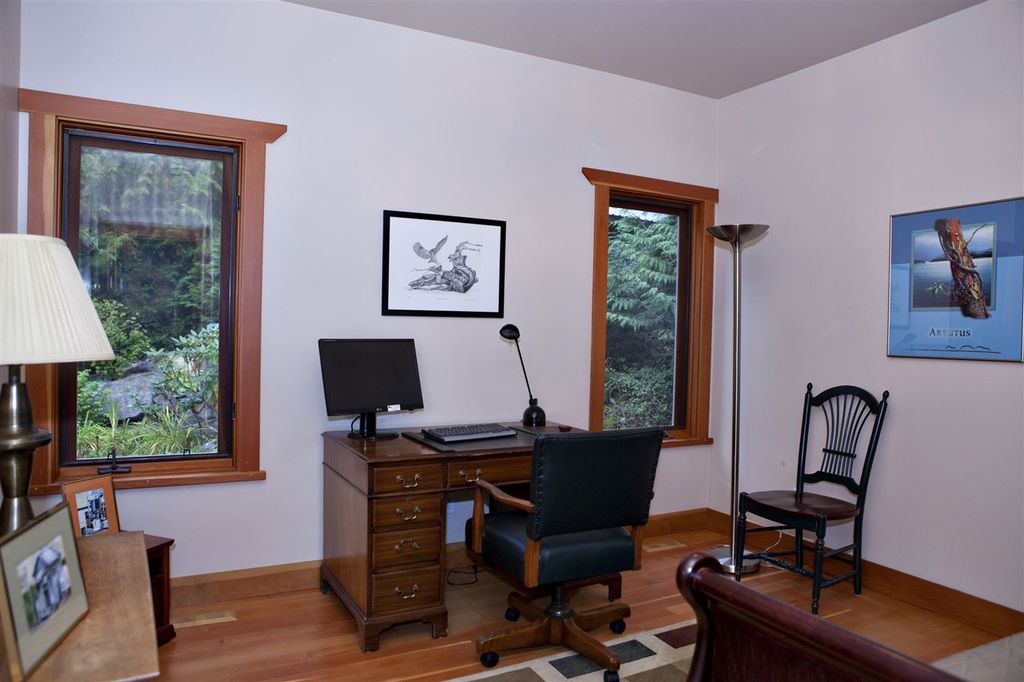 listing image 1106931422558122437