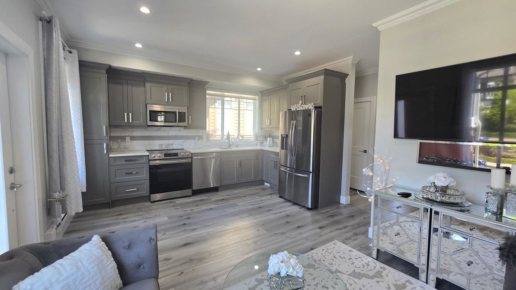 listing image 1102864634013350833