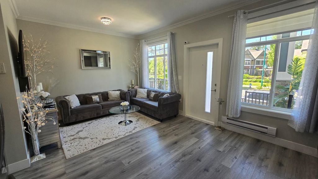 listing image 1101862560548645513