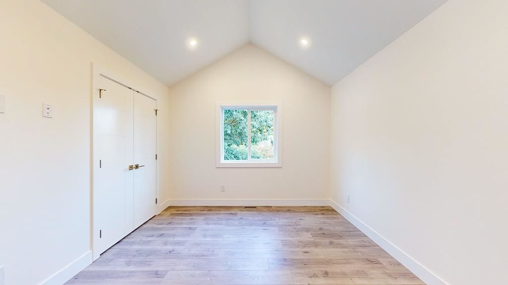listing image 1107257278800961387