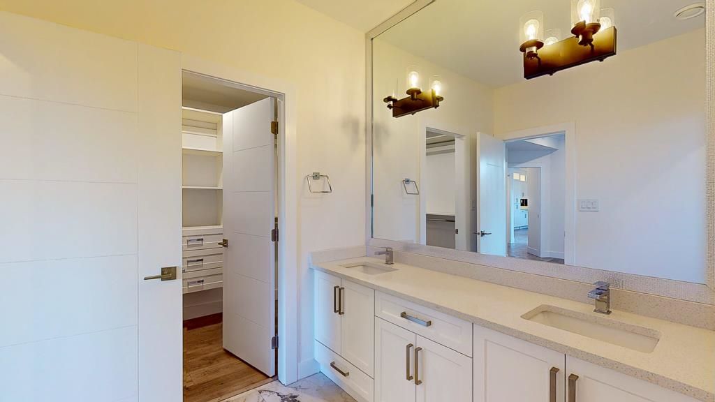 listing image 1106974281231278255