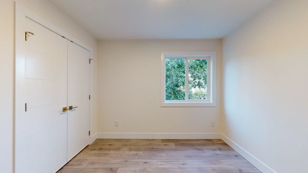 listing image 1105944564358597000