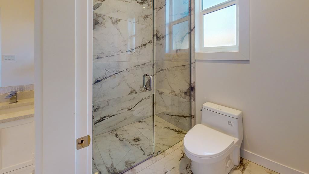 listing image 1106684640388105703
