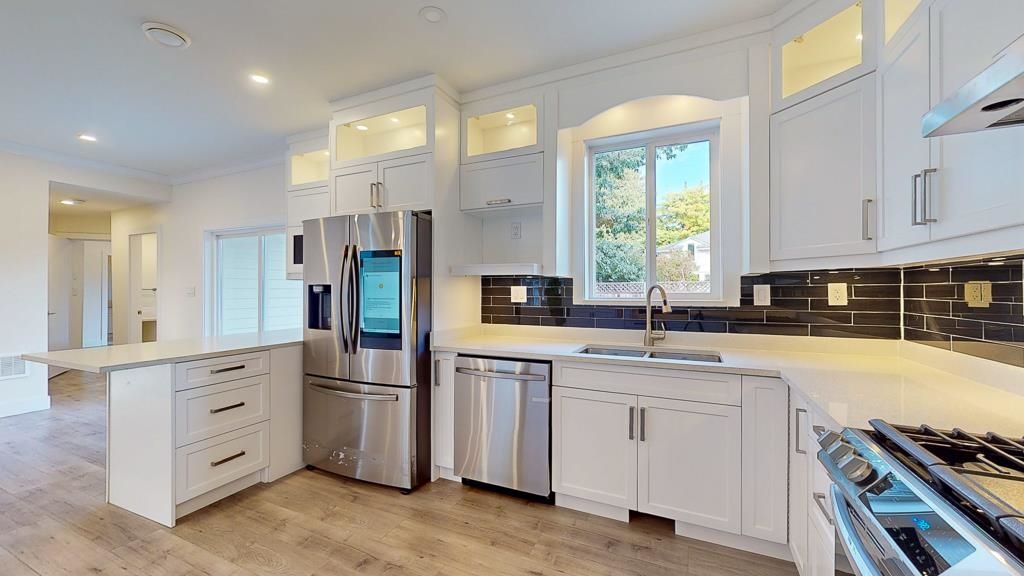 listing image 1101624304059015289