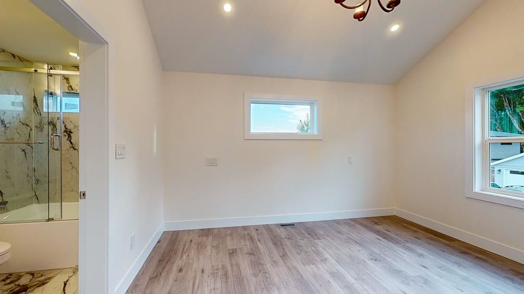 listing image 1104531749334743013