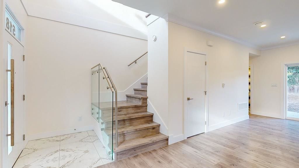 listing image 1108660620978837251