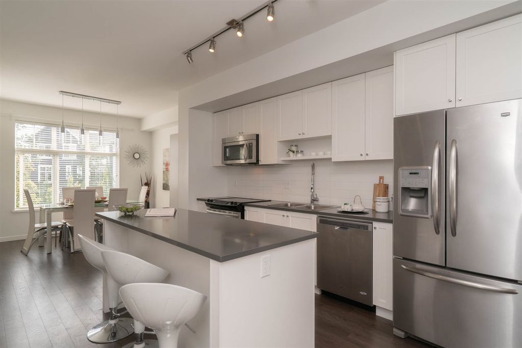 listing image 1101478818506437749