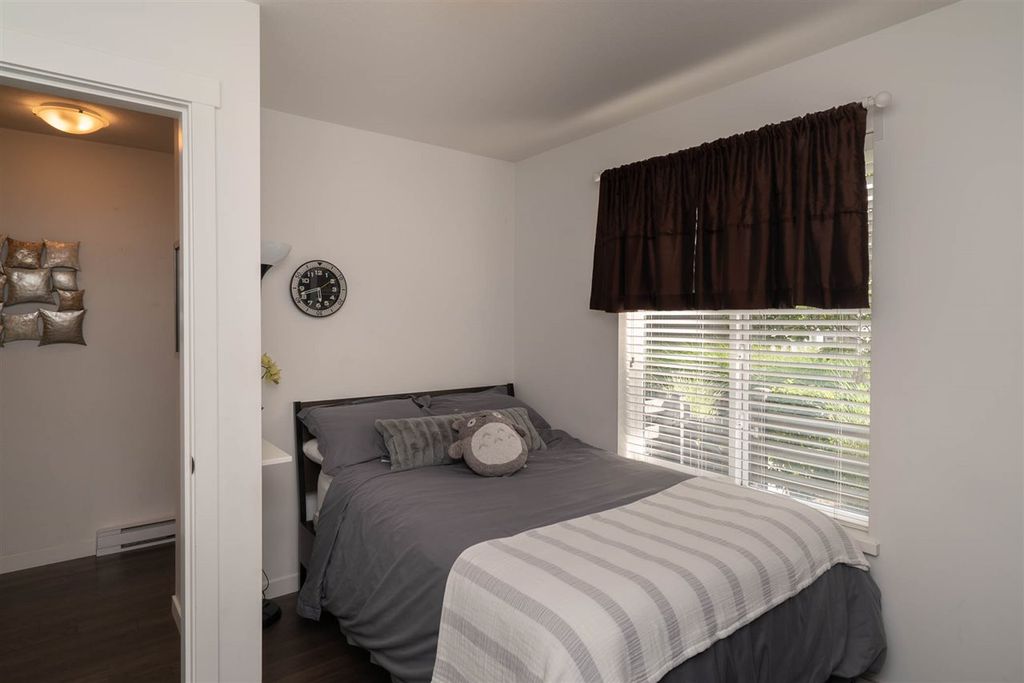 listing image 1107176031499516022
