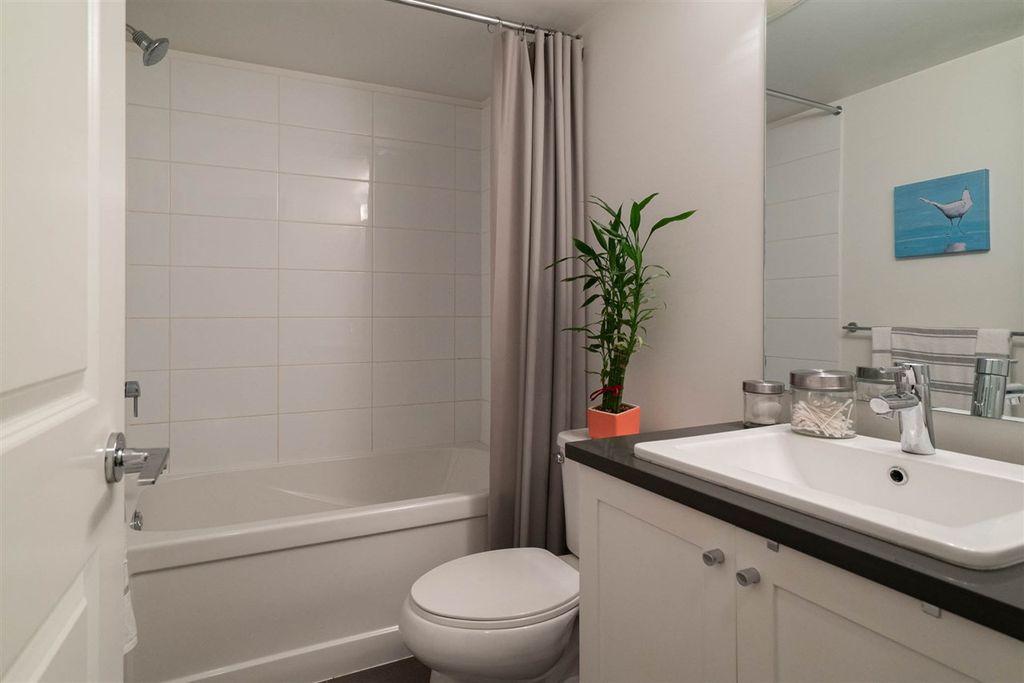 listing image 1101198772984634006
