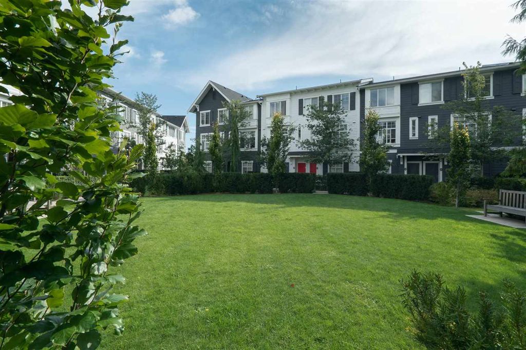 listing image 1100439654413868617