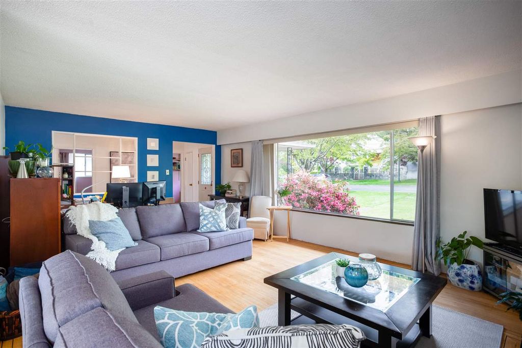 listing image 1108135686772679213