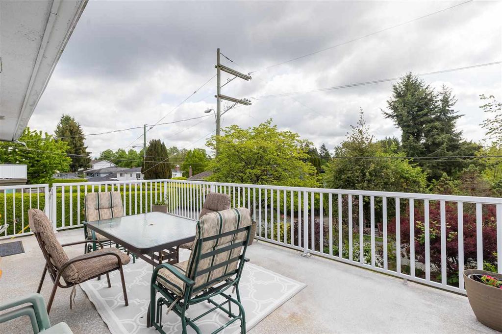listing image 1104172994592143349