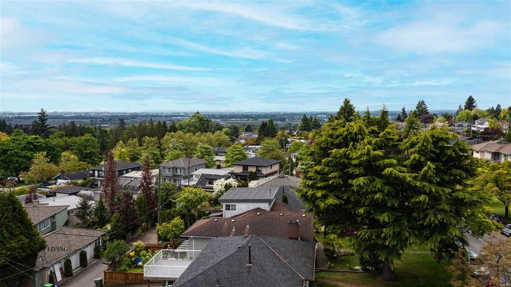 listing image 1103804943293018275