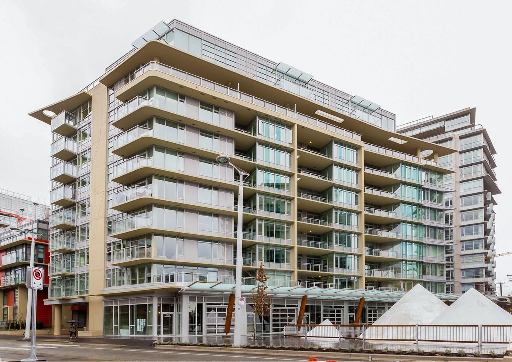 listing image 1105840261940184211