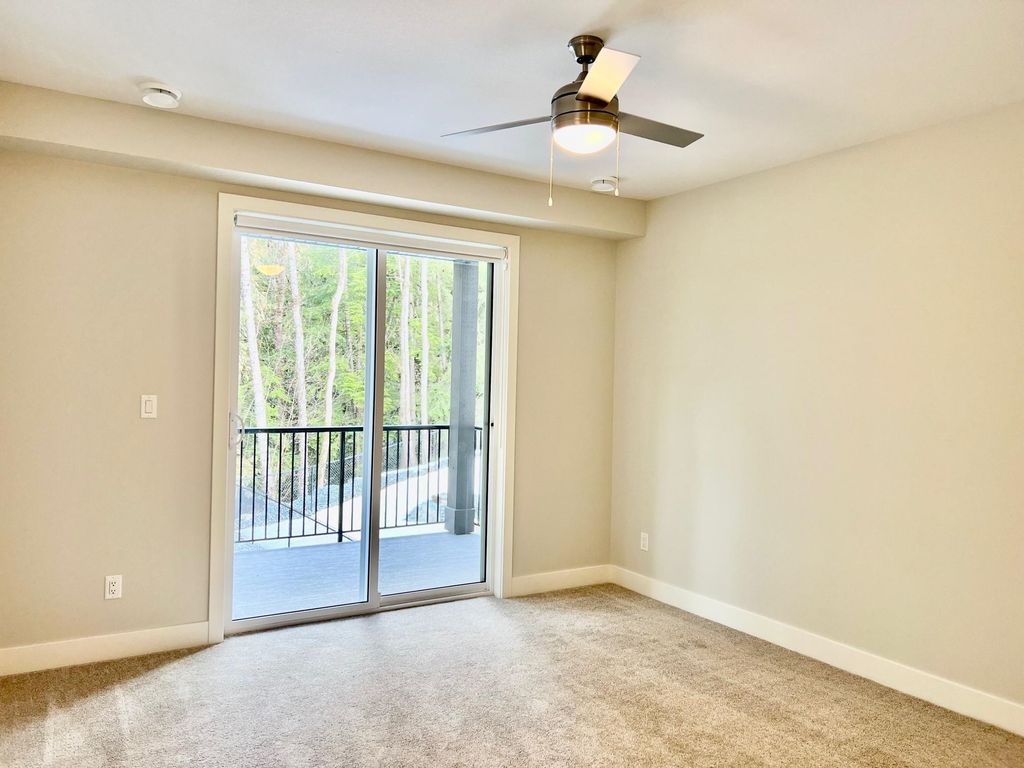 listing image 1101327238494493463