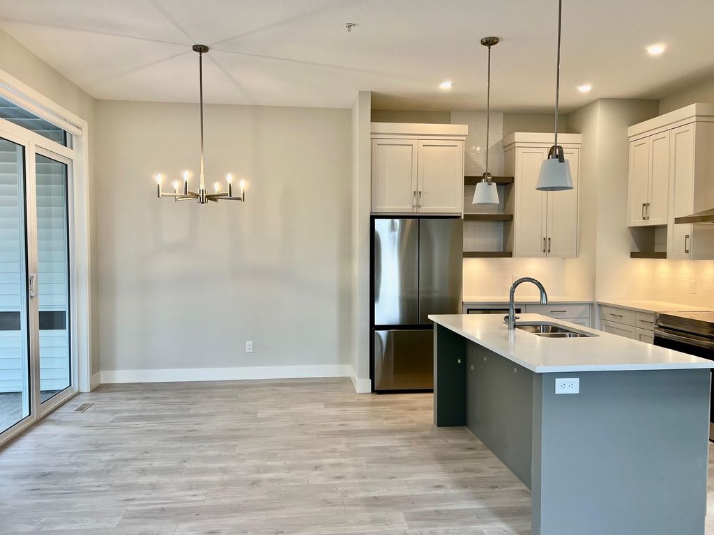 listing image 1108322690264198898