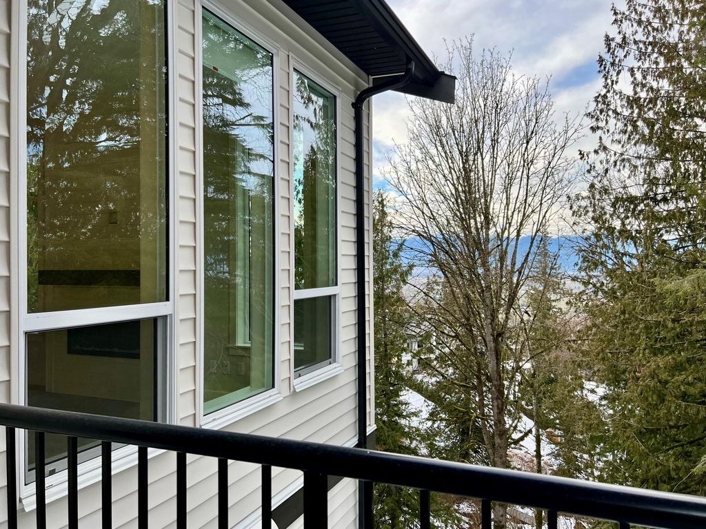 listing image 1107639542023870907
