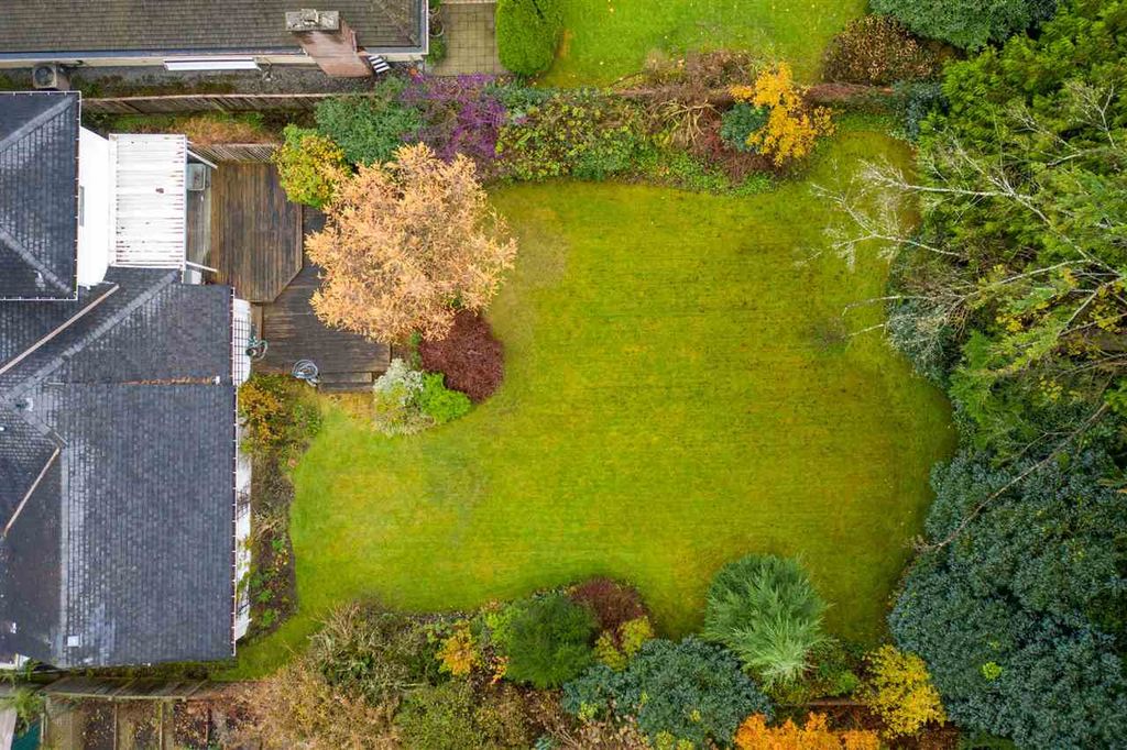 listing image 1101681229507933491