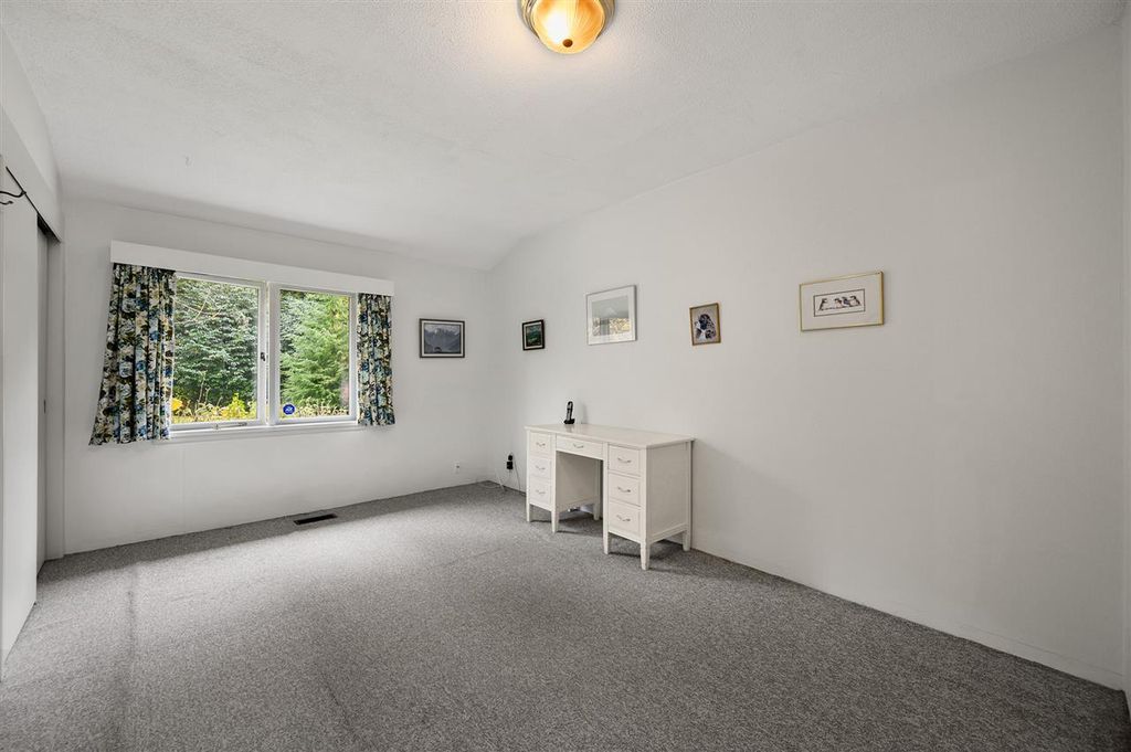 listing image 1101528738475475383