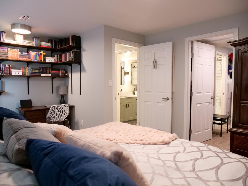 listing image 1100655481267595255