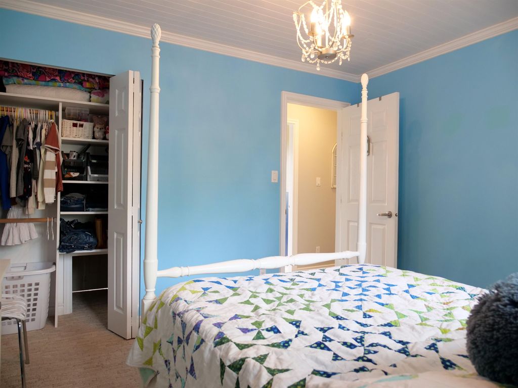 listing image 1104325512305957900