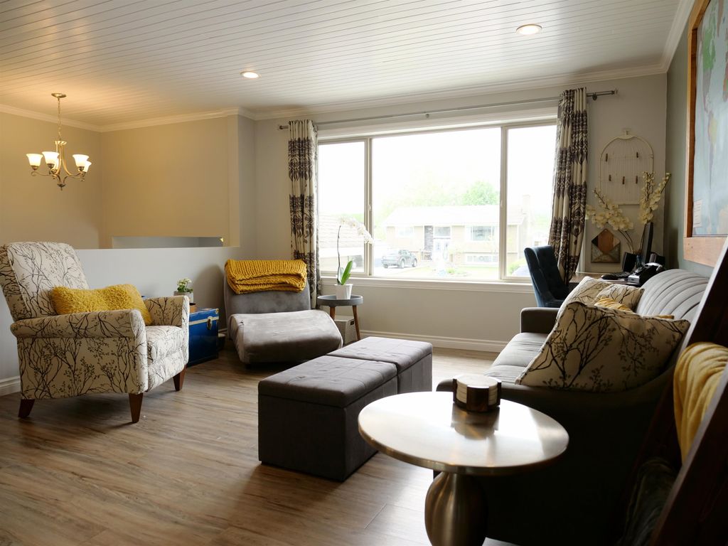 listing image 1109604644601524462