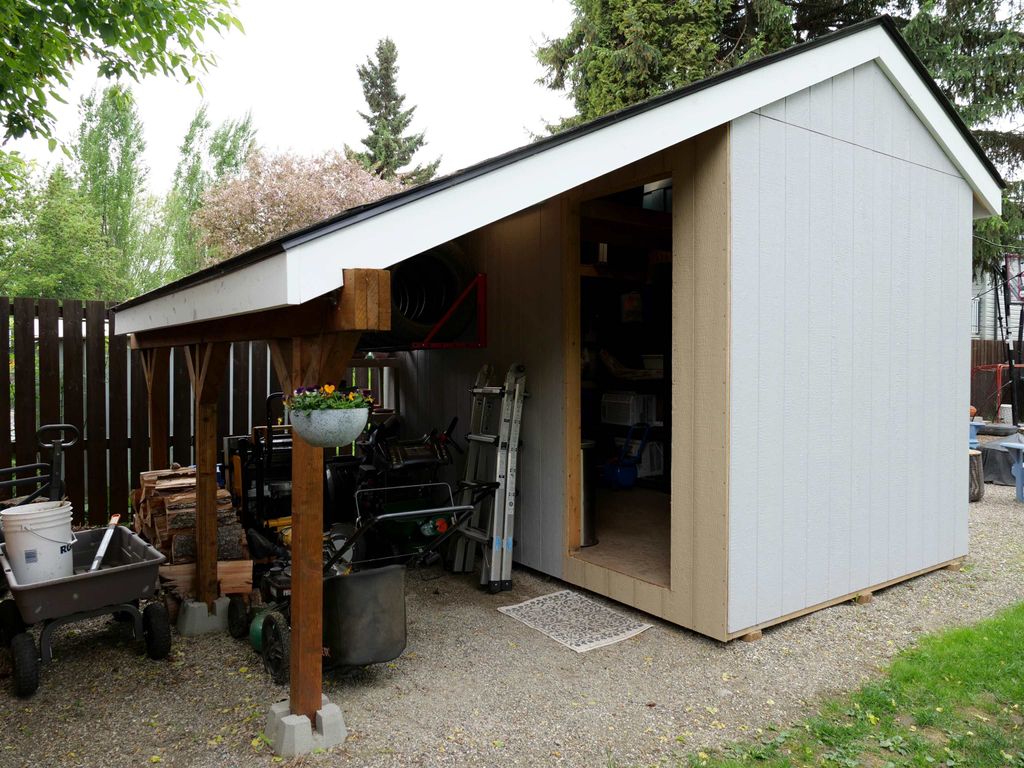 listing image 1104034638348558042