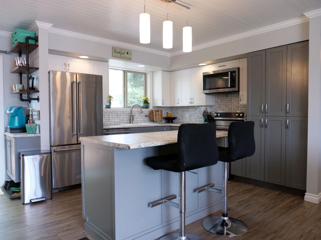 listing image 1101517769790661018