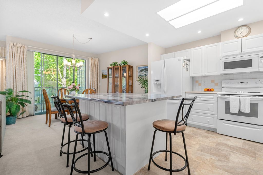 listing image 1105974003372055652