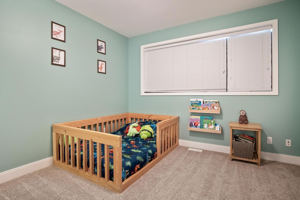 listing image 1101965791987602388