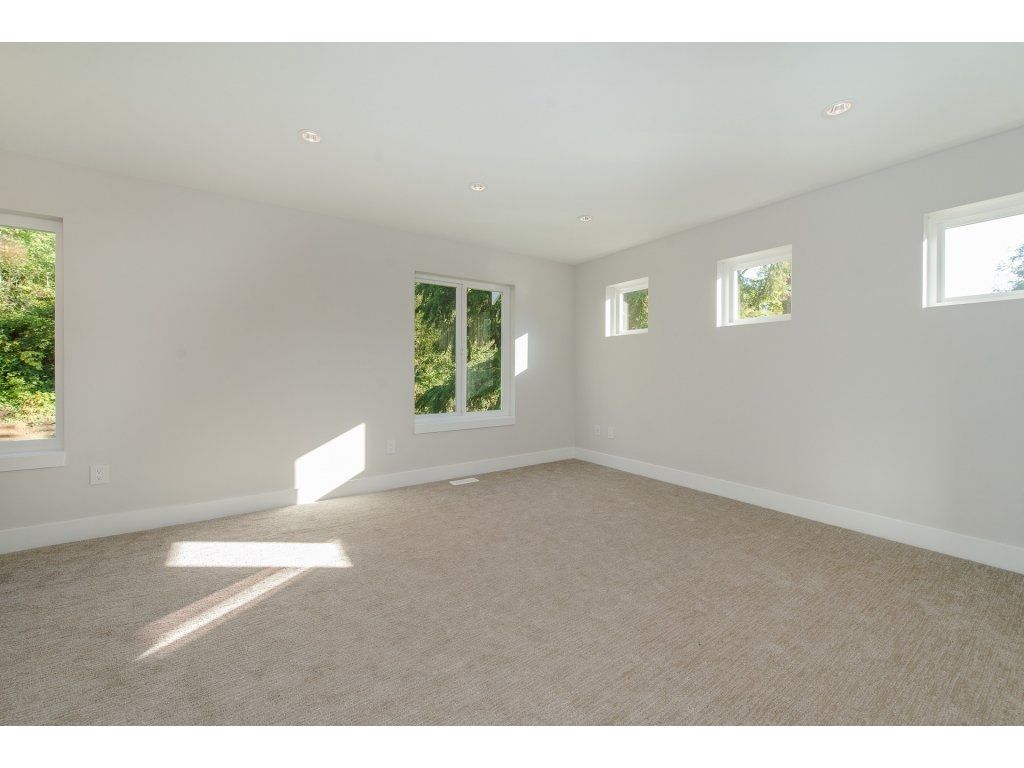 listing image 1101677555161317936