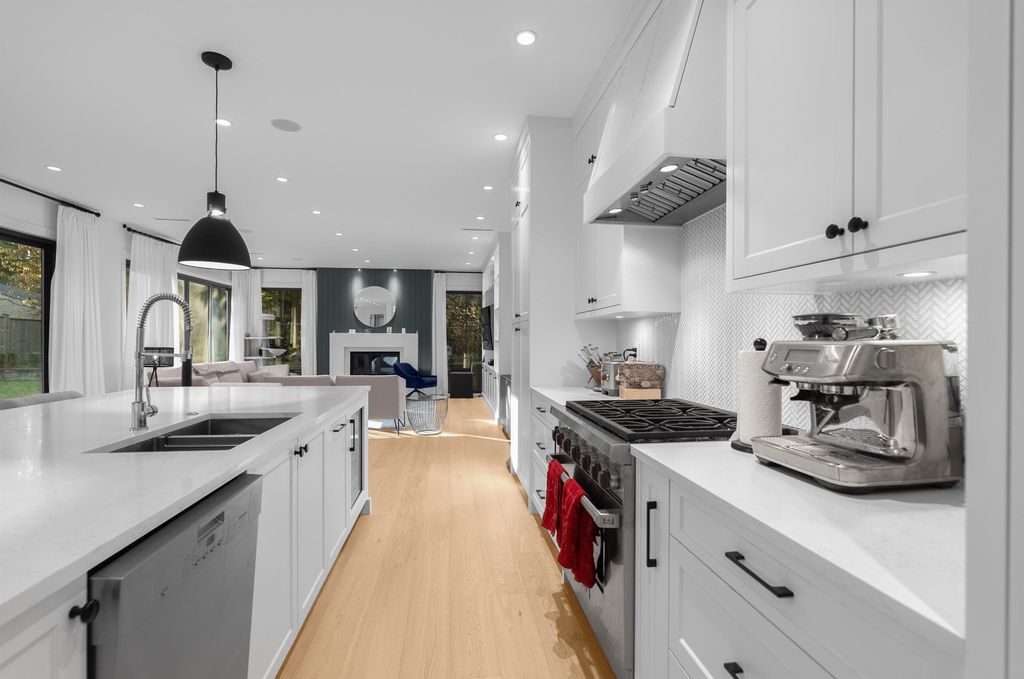 listing image 1100464299593132066