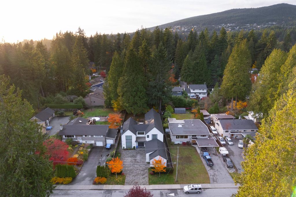 listing image 1106325672475089370