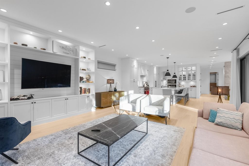 listing image 1105249956358588840