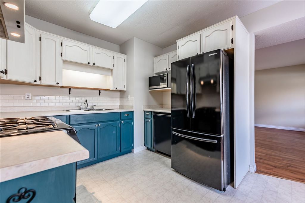 listing image 1101747756053747736