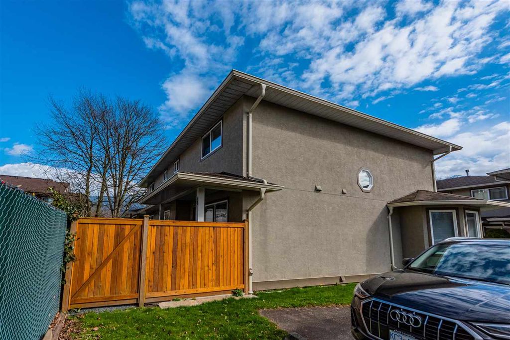 listing image 1100592353055611408