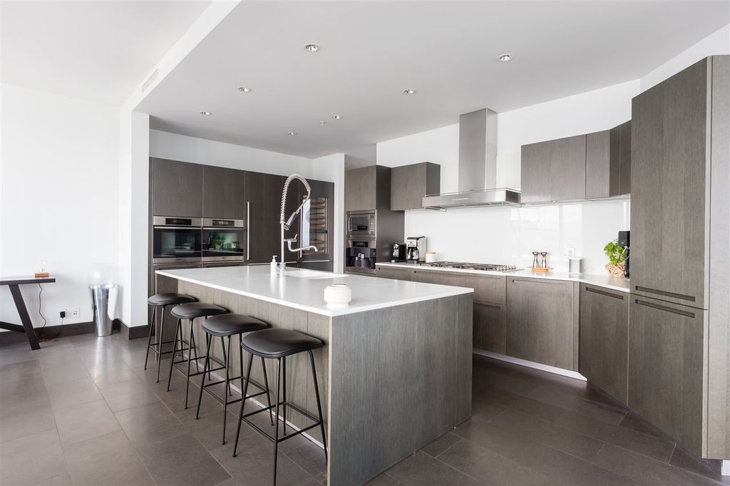 listing image 1101903769024726667
