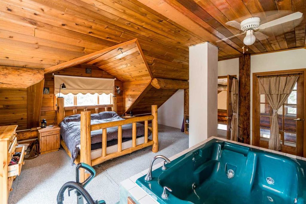 listing image 1100841161666550857