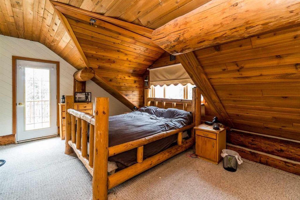 listing image 1105190158749850944