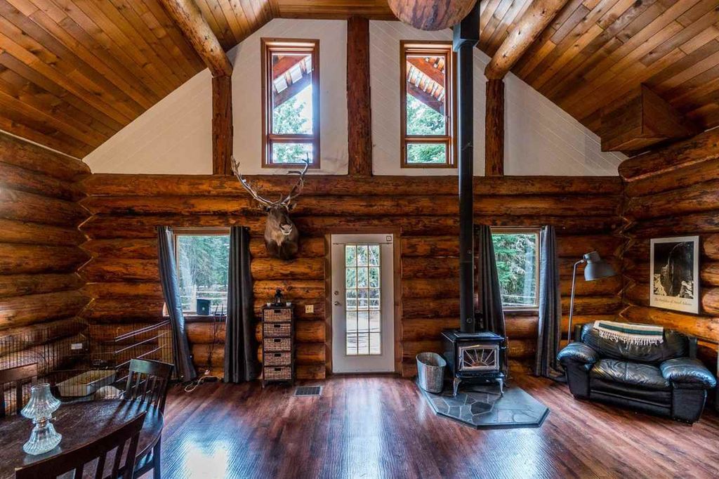 listing image 1109863386379282504