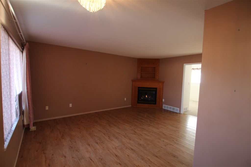 listing image 1107425866231052451