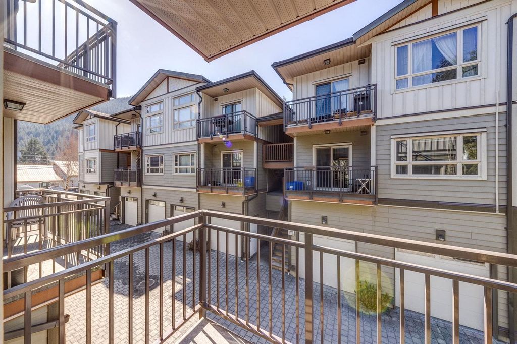listing image 1106709816327058032