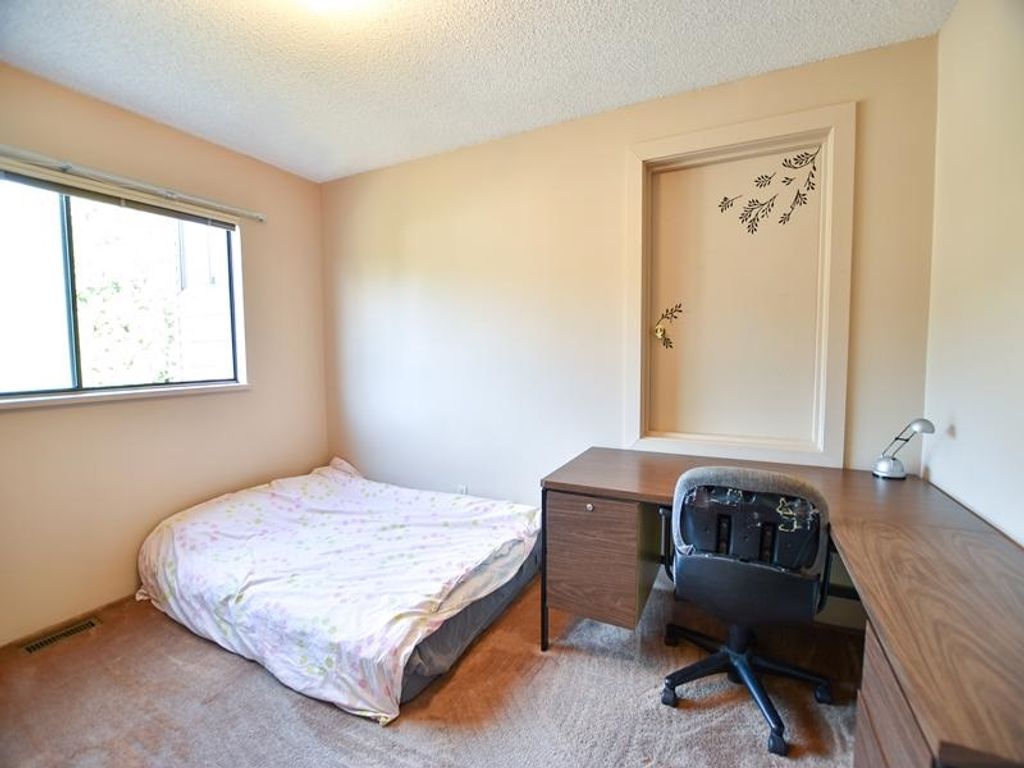 listing image 1106433395926833080