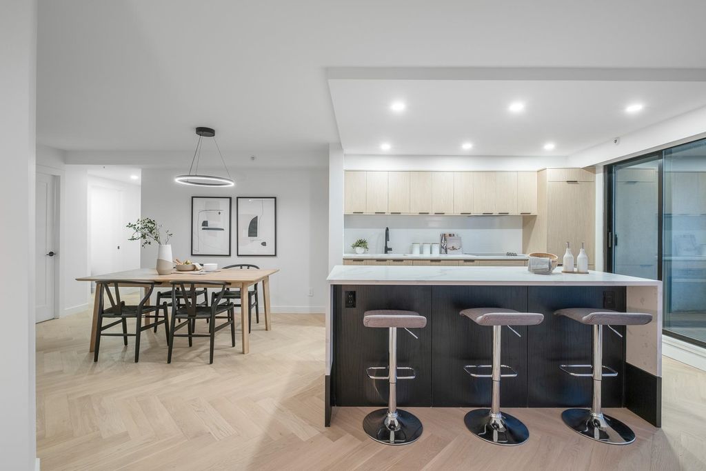 listing image 1106360961270689845