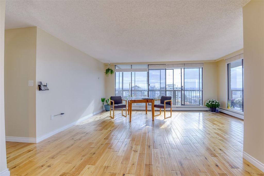 listing image 1101013845904022944