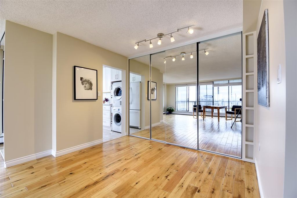 listing image 1103122774767987550